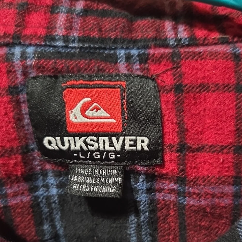 Quiksilver Red and Navy Plaid Flannel Shirt - Picture 5 of 5